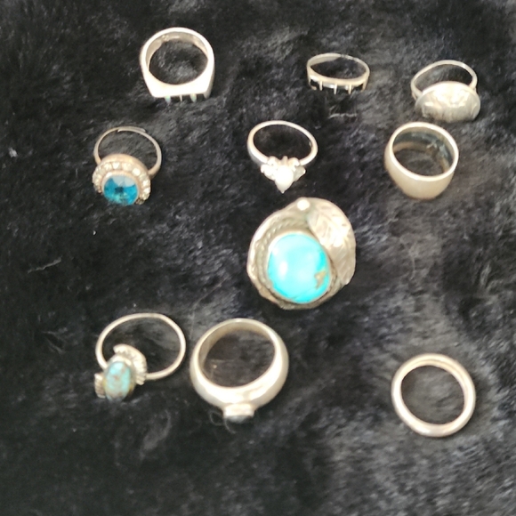 Jewelry - Elegant Silver and Turquoise Ring Set